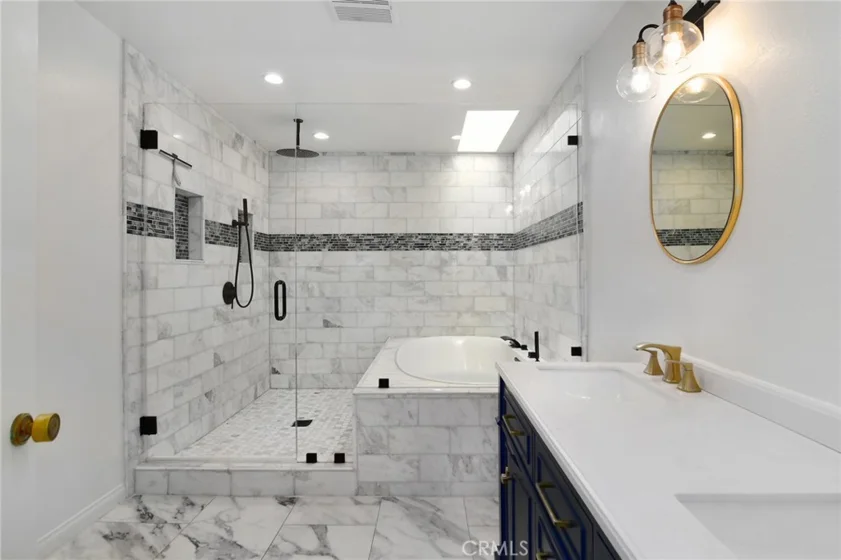 5255 Coldwater Canyon Avenue #E photo 5