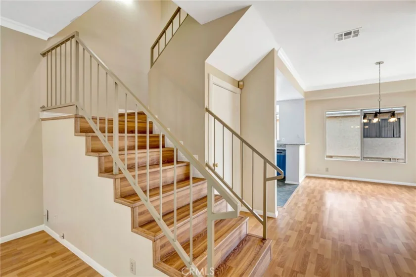 7420 Corbin Avenue #8 photo 14