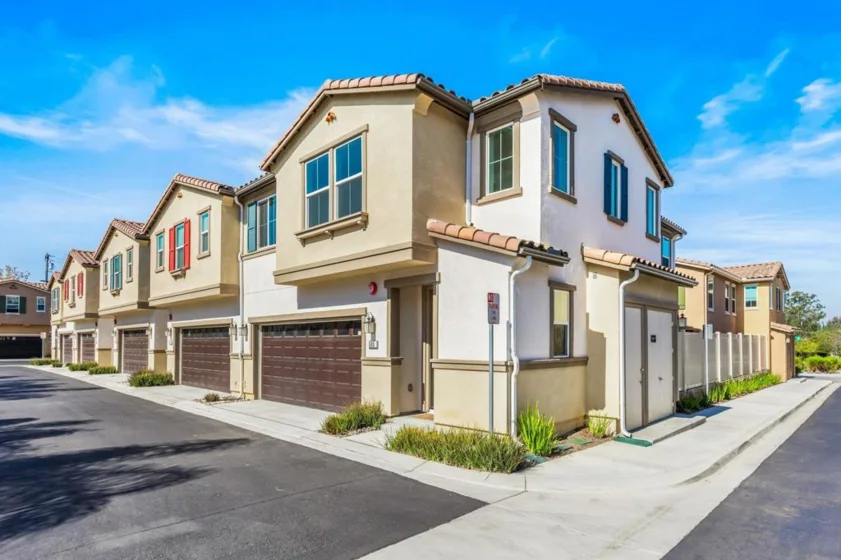 505 Pinedale photo 28