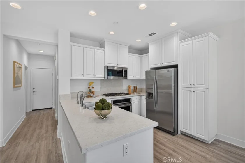 340 S Auburn Heights photo 15