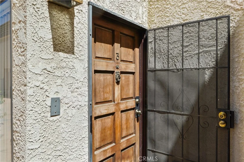 14239 Sherman Way #3 photo 32