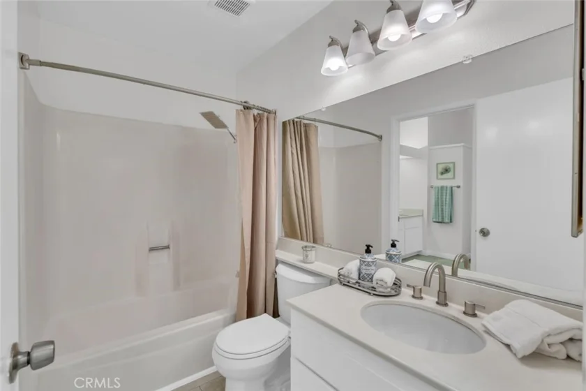 247 Pineview photo 33