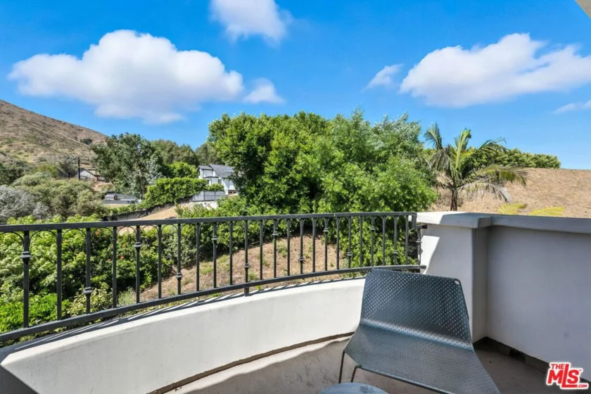 23971 De Ville Way photo 20
