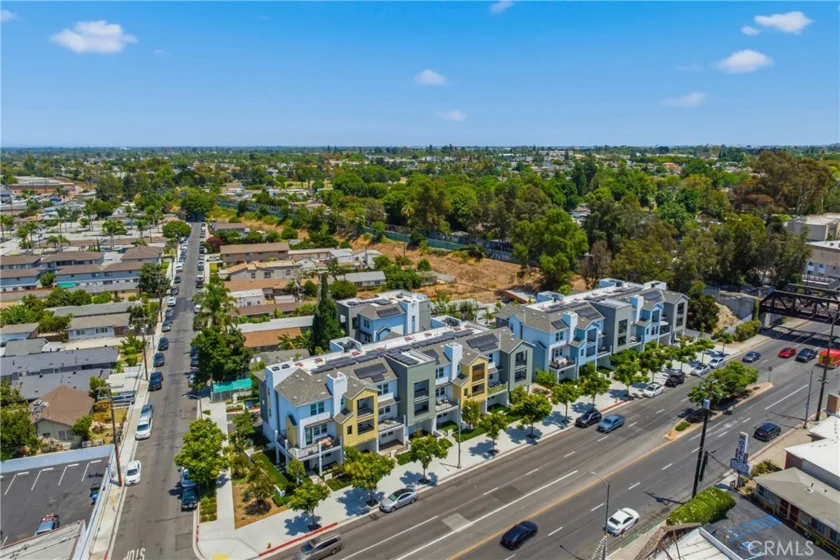 4810 Long Beach photo 33