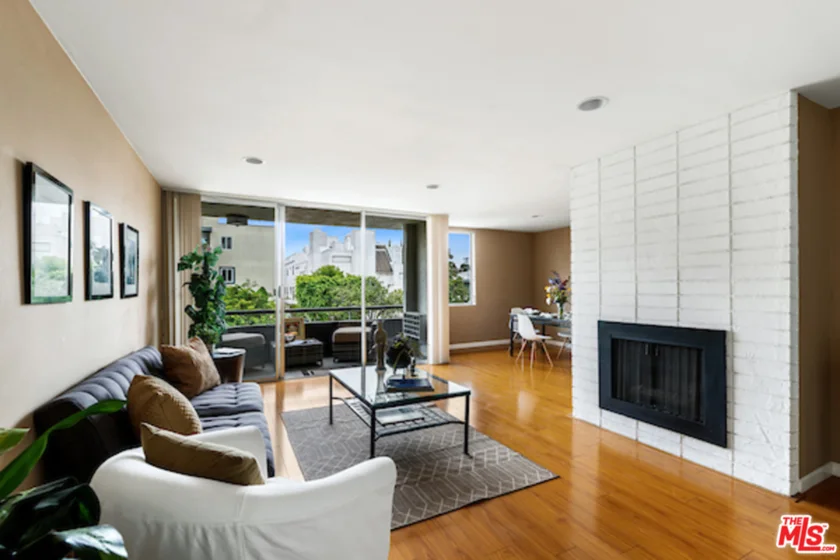 11951 Mayfield Avenue #102 photo 1