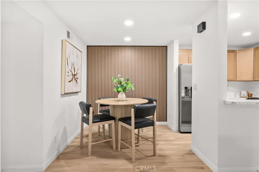 433 E Tamarack #149 photo 5