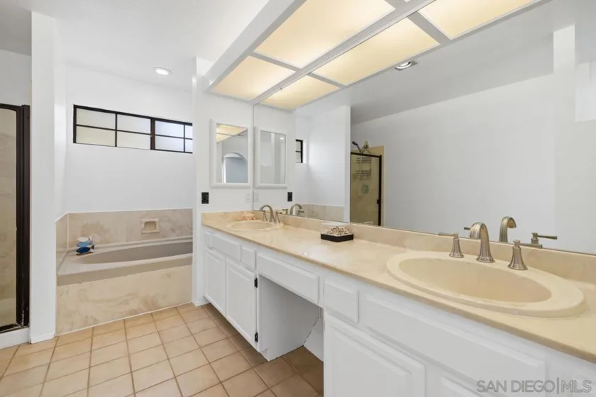 761 D Avenue #C photo 17