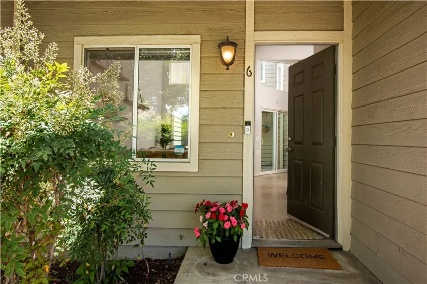 11377 Osborne Place #6 photo 1