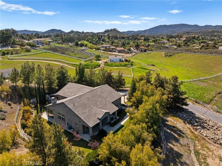 38565 Celine Cove photo 3