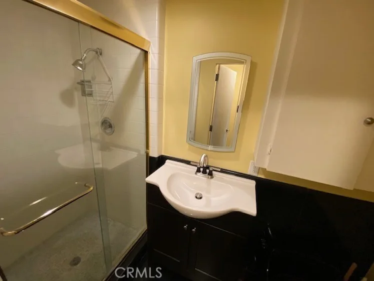 1333 S Beverly Glen Boulevard #402 photo 25