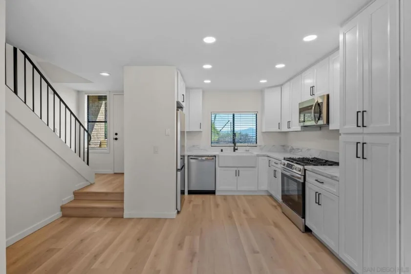 10814 Riderwood #D photo 1