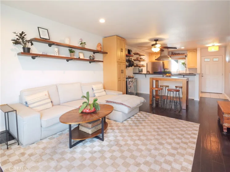 453 Almond Avenue #6 photo 7