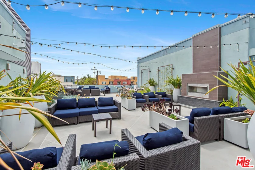 13337 Beach Avenue #403 photo 27