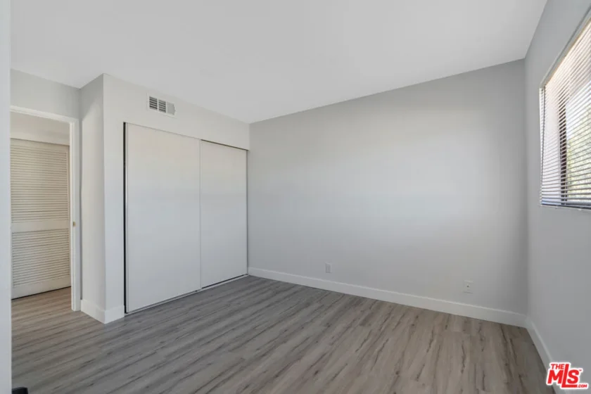 9210 Van Nuys Boulevard #11 photo 19