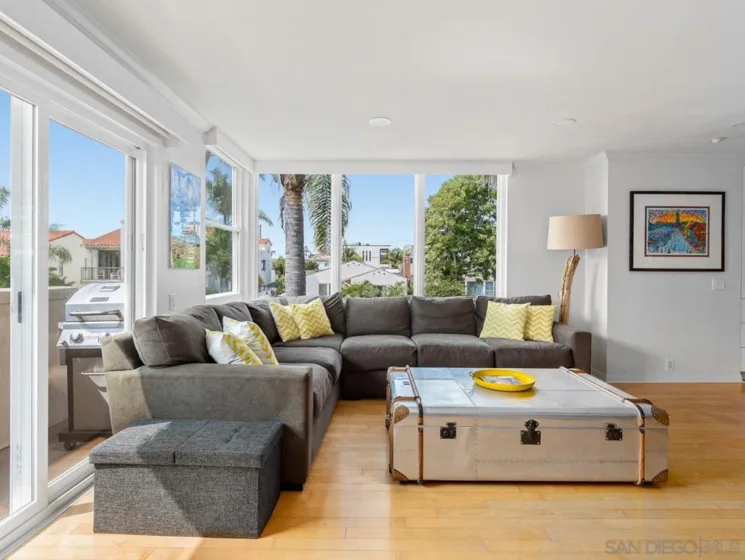 329 Bonair Street #3 photo 1