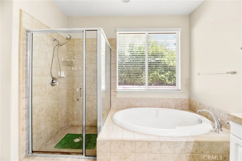 39894 Camden Court photo 54