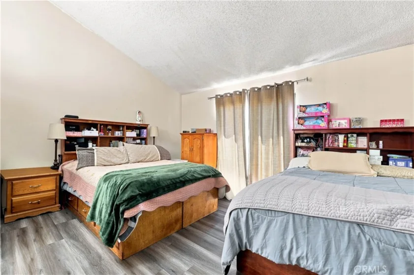 9625 Sylmar Avenue #23 photo 27