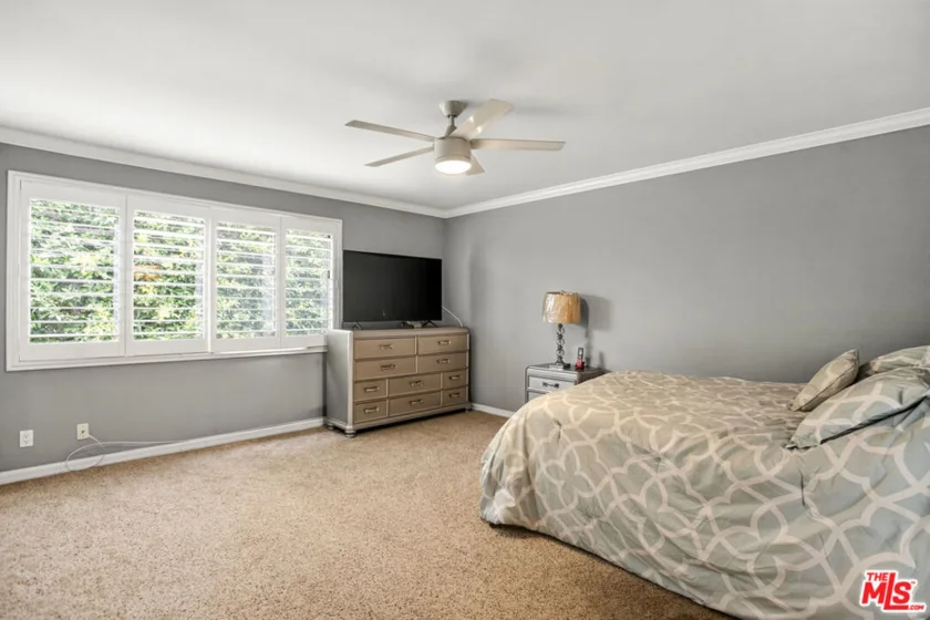 1110 S Shenandoah Street #8 photo 6