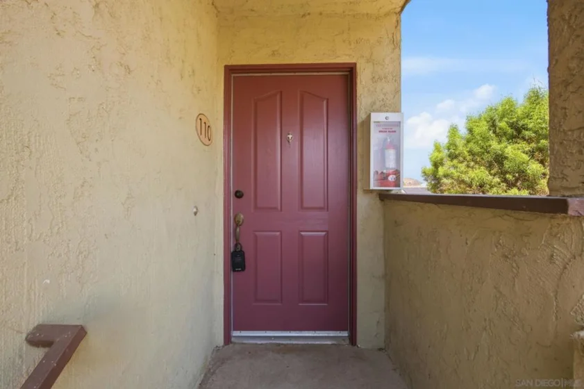 521 Calle Montecito #110 photo 7