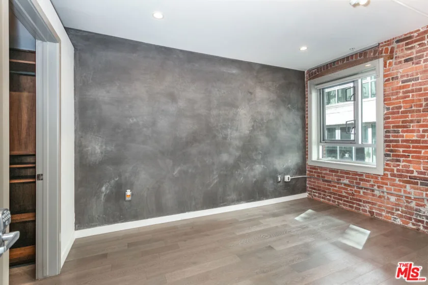 527 Molino Street #202 photo 5