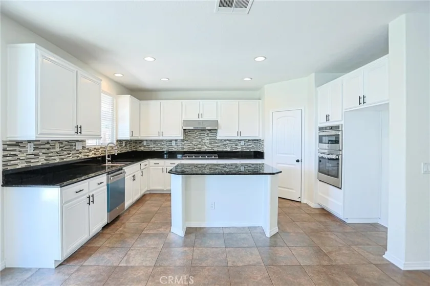 40322 Ariel Hope photo 20