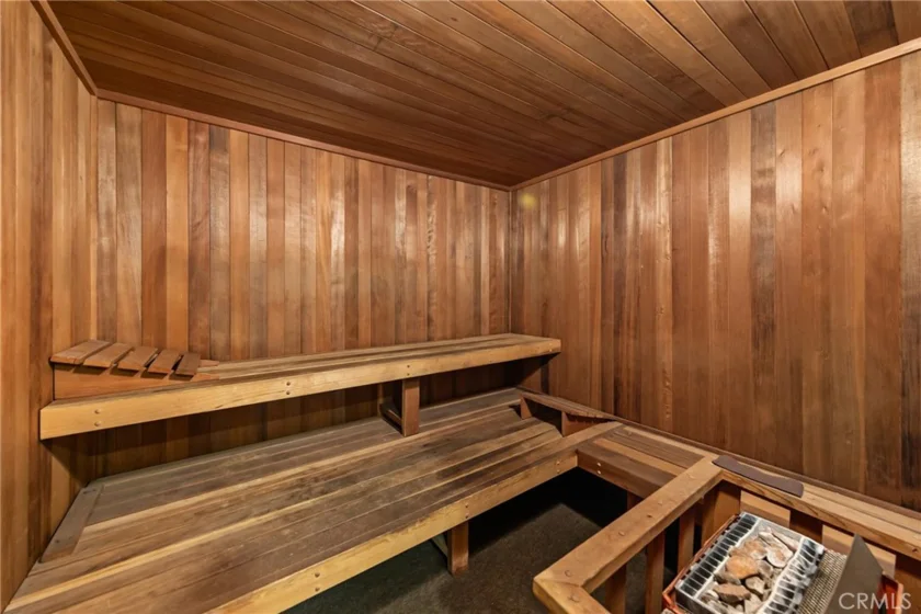 441 E San Jose #111 photo 20