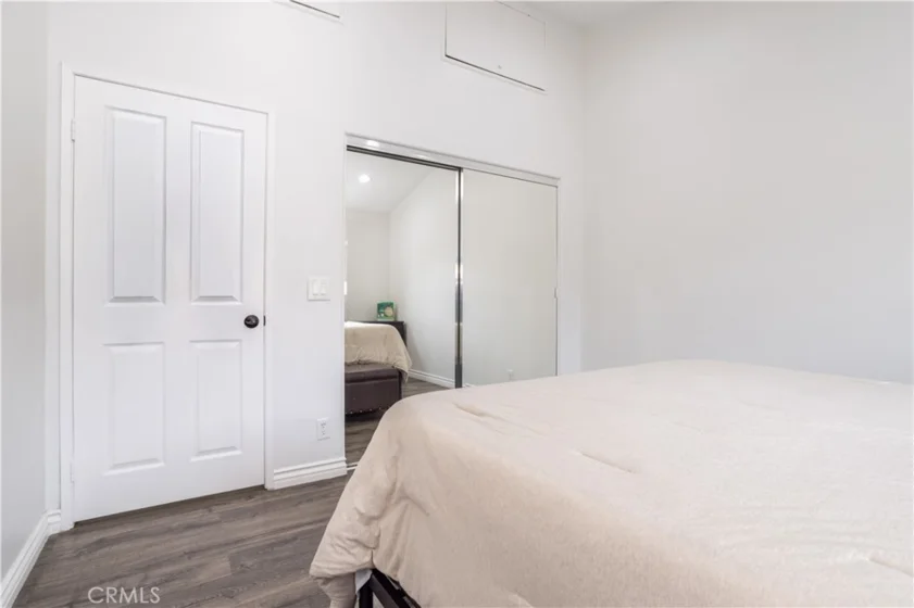 18347 Saticoy Street #35 photo 6