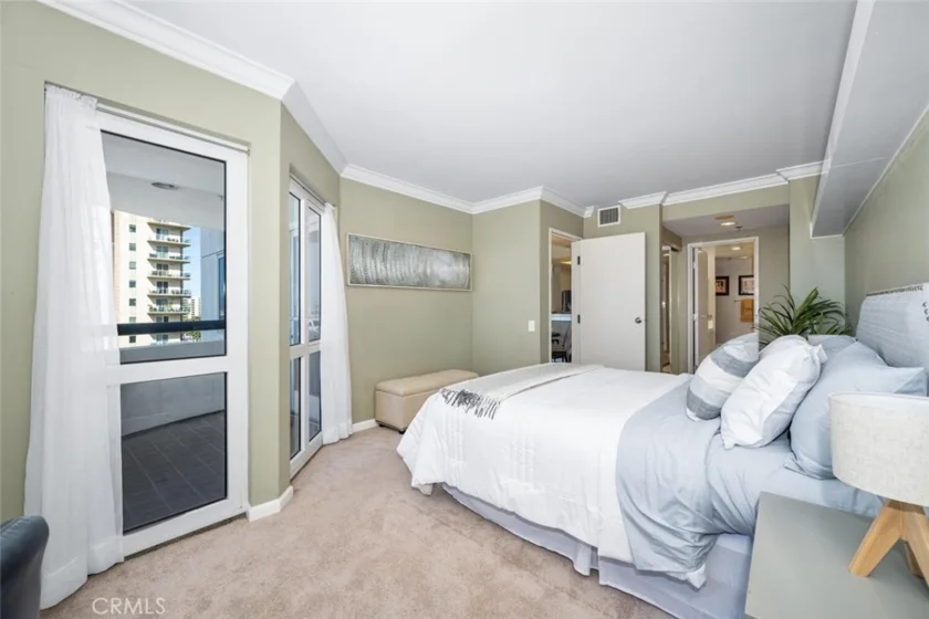 525 E Seaside Way #904 photo 9