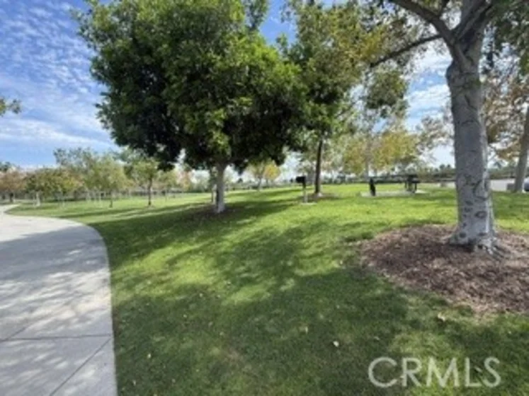 16 Chaumont Circle photo 44