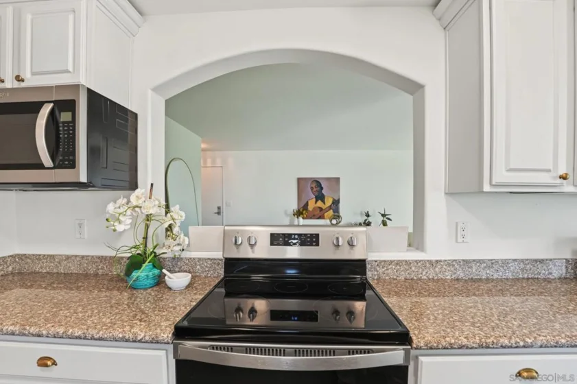 4111 Illinois #202 photo 13