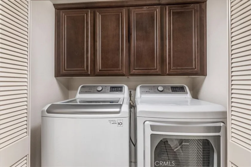 44972 Bellflower photo 4