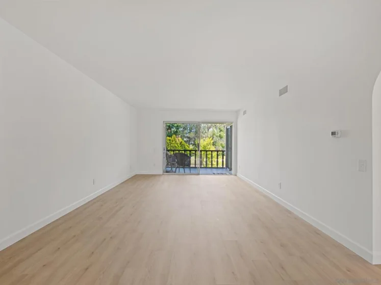 12140 Rancho Bernardo Drive #B photo 7
