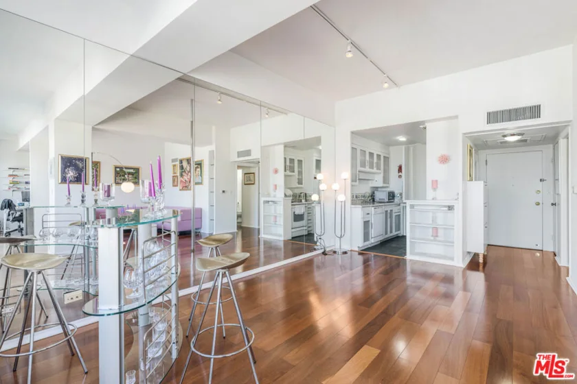 10501 Wilshire Boulevard #1508 photo 13