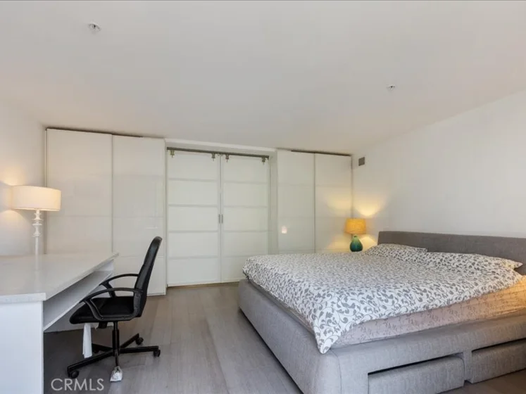 10660 Wilshire Boulevard #302 photo 25