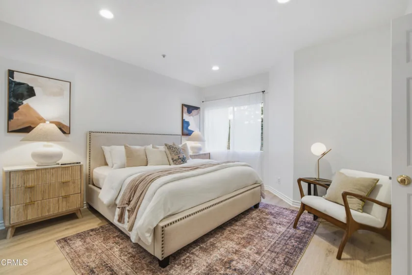 450 W Dryden Street #106 photo 3