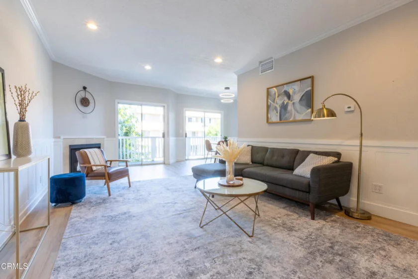 5135 Zelzah Avenue #107 photo 1