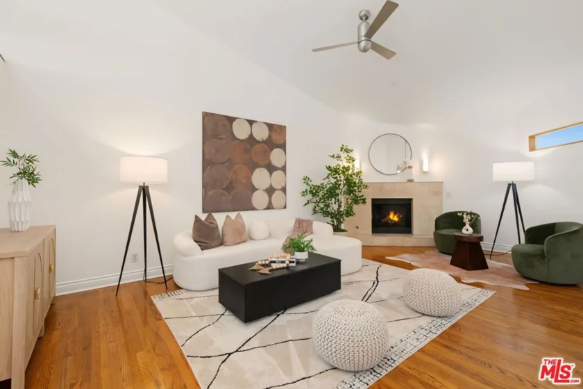 1222 N Kings Road #8 photo 10