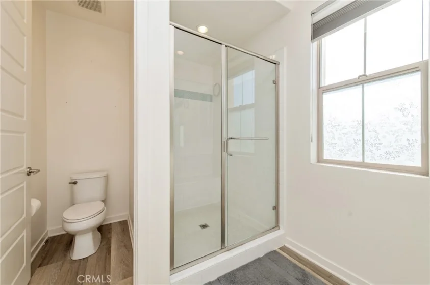 192 Finch photo 35