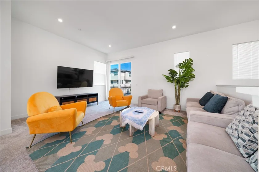 1602 W Bushell photo 11