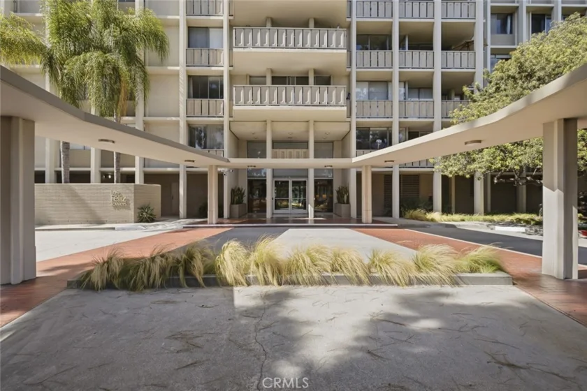 4455 Los Feliz Boulevard #601 photo 5