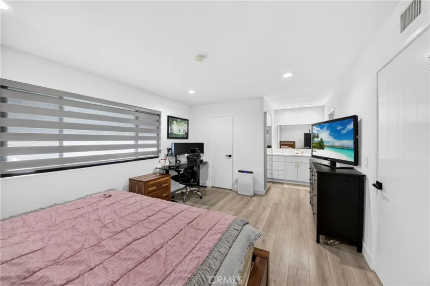 40 Candlewood photo 23
