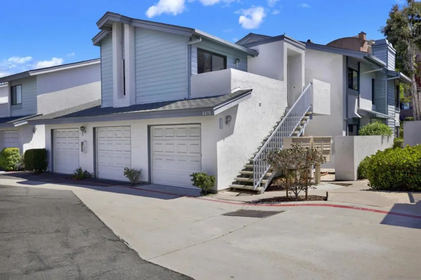 8878 Regents Road #201 photo 19