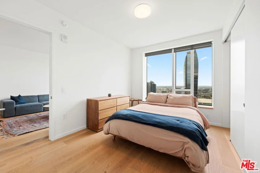 889 Francisco Street #3401 photo 42