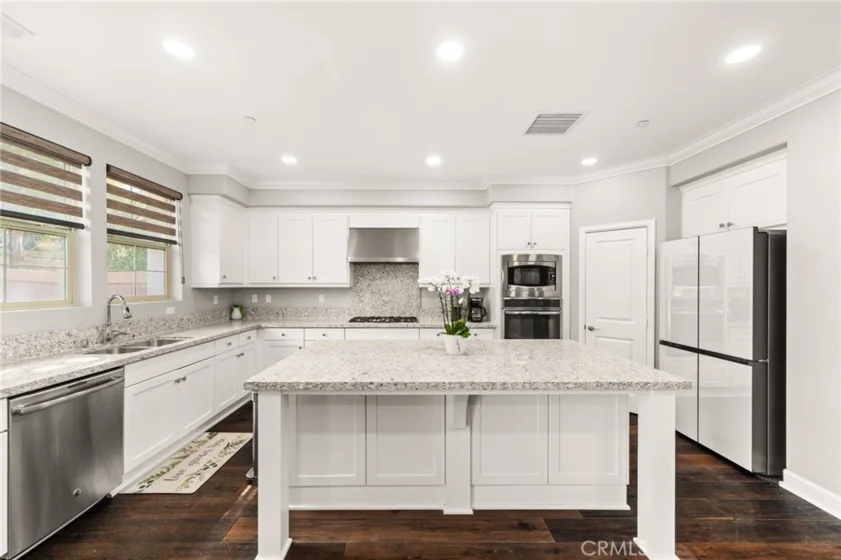 18627 Clubhouse Drive photo 8