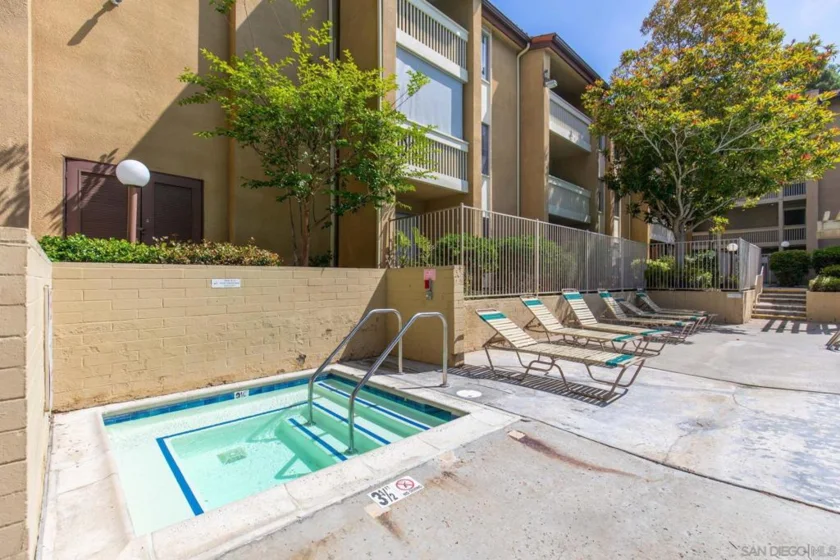 4600 Lamont #212 photo 42