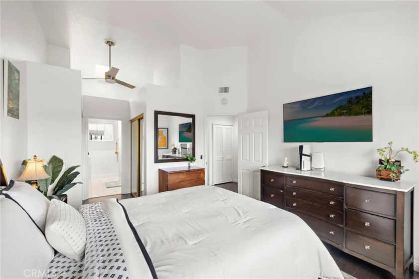 8206 Bridgepoint #206 photo 23