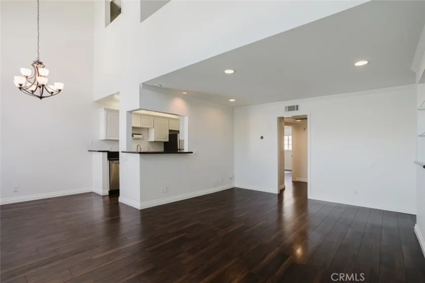 21529 Saticoy Street #217 photo 10