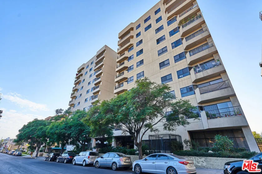 727 S Ardmore Avenue #801 photo 1