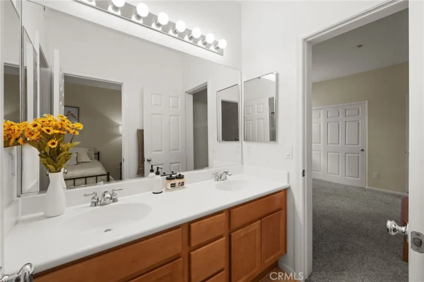 24844 Ambervalley Avenue #1 photo 15