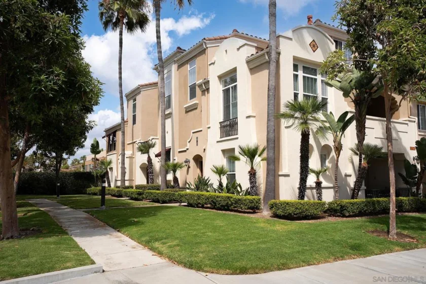 2740 E Evans #11 photo 37